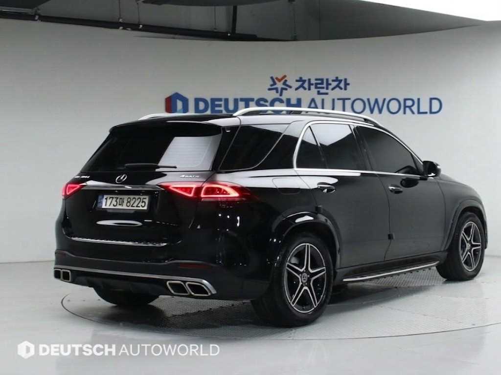 Mercedes Benz GLE Class - Vista 2