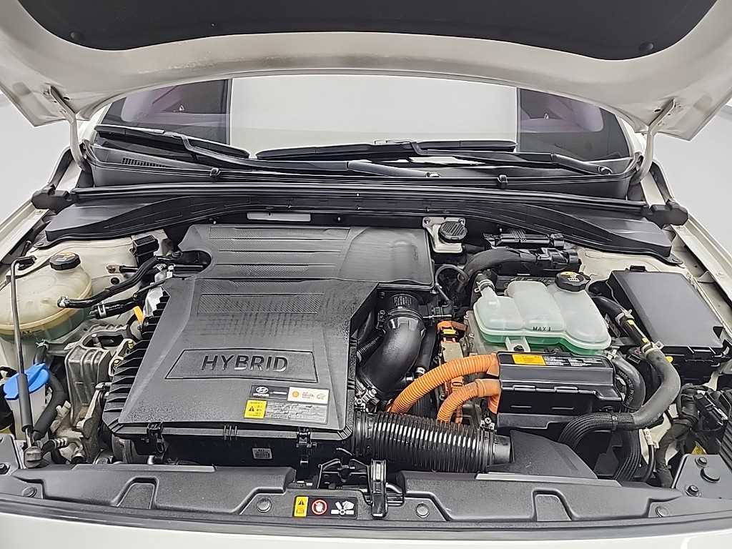 HYUNDAI Ioniq - Vista 5