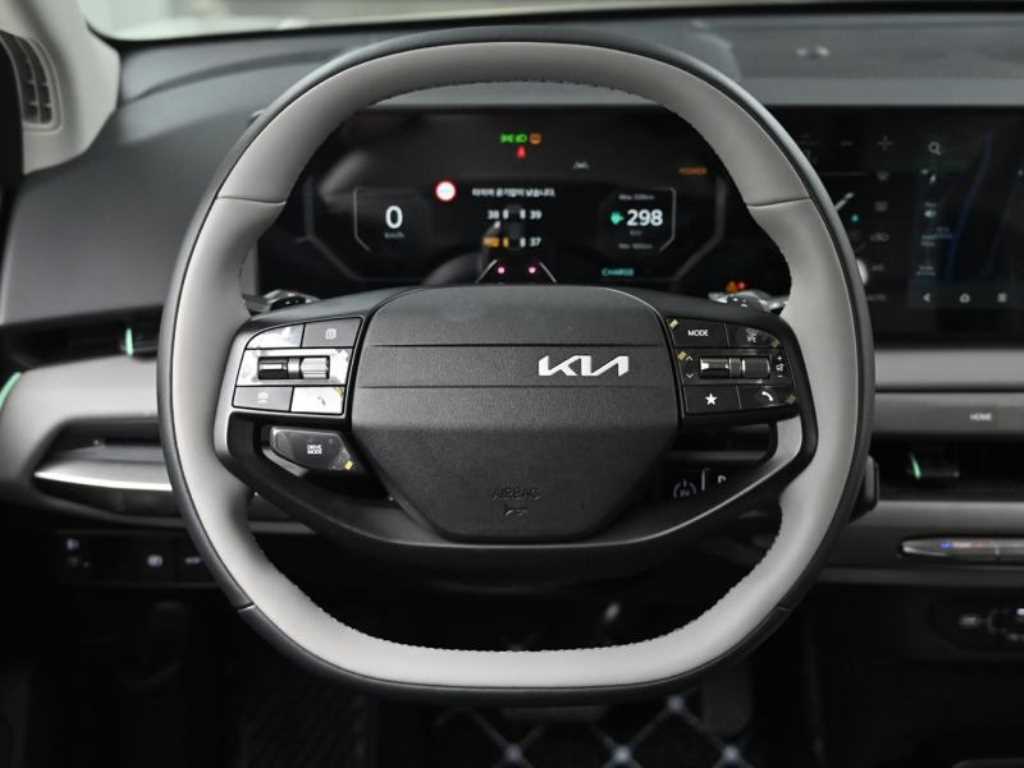 KIA EV4 2026 Blanco - Importación desde Corea - HF Imports Iquique - Foto 13