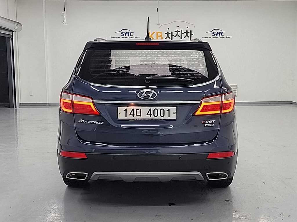 HYUNDAI Maxcruz - Vista 3