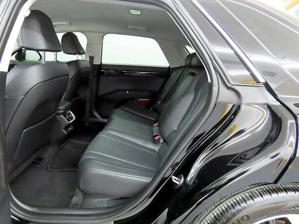 HYUNDAI Grandeur - Vista 6