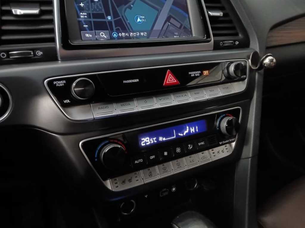 HYUNDAI Sonata 2018 Negro - Importación desde Corea - HF Imports Iquique - Foto 13