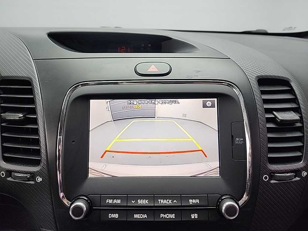 KIA K3 2018 Blanco - Importación desde Corea - HF Imports Iquique - Foto 14