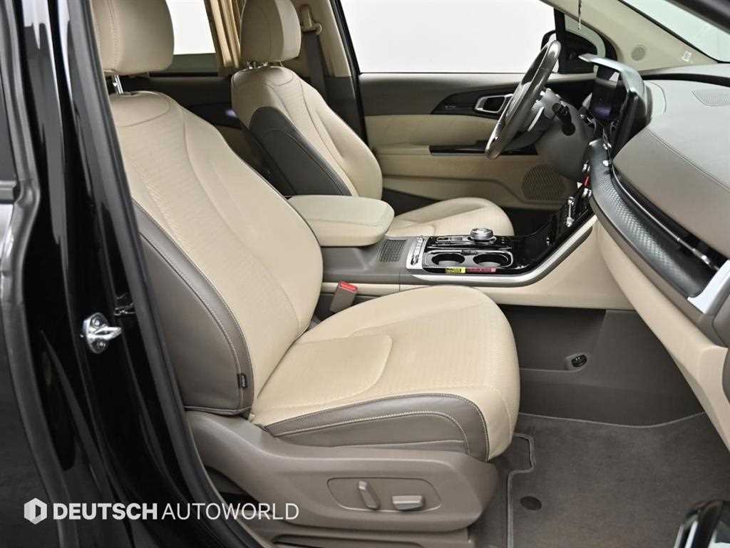 KIA Carnival - Vista 10