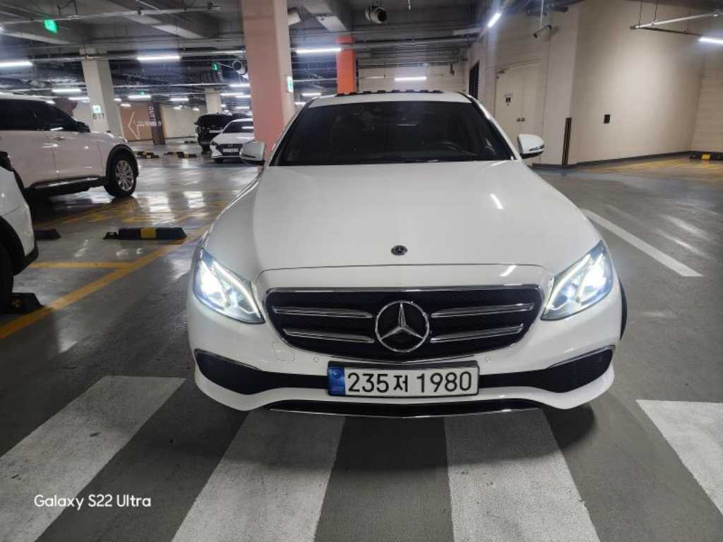 Mercedes Benz E class 2020 Blanco - Importación desde Corea - HF Imports Iquique - Foto 1
