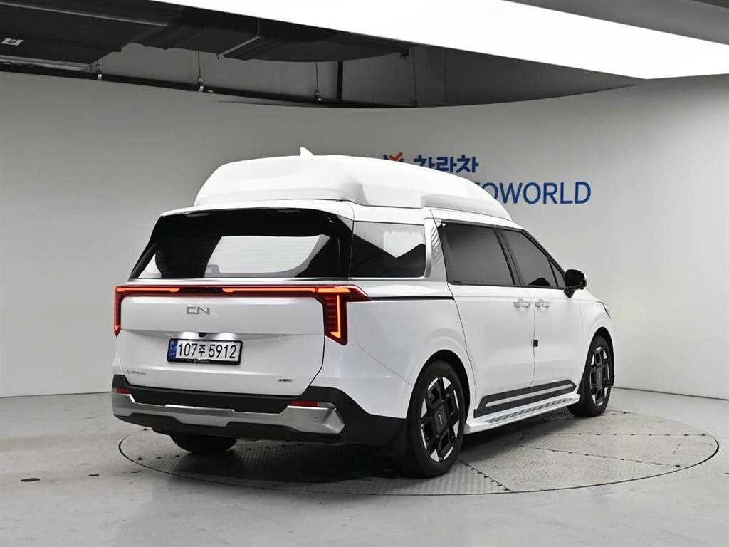 KIA Carnival - Vista 2