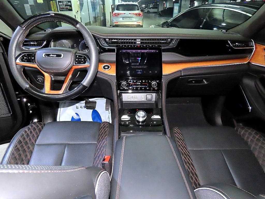 Jeep Cherokee - Vista 10