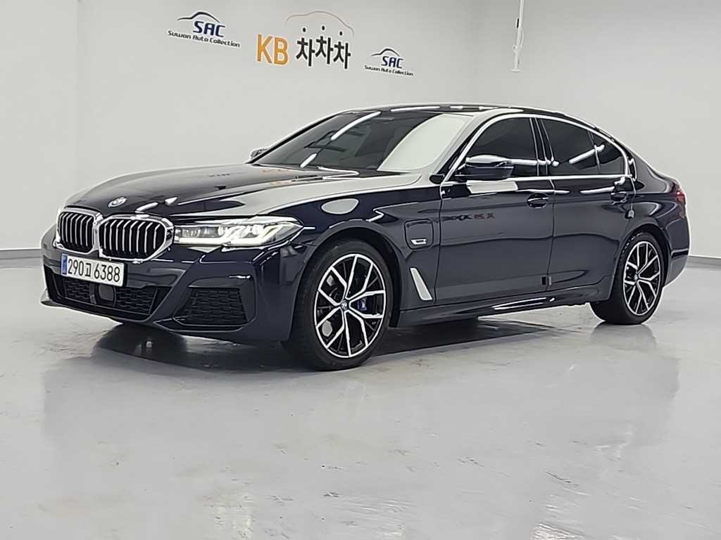 BMW 5 Series 2022 Negro - Importación desde Corea - HF Imports Iquique - Foto 1