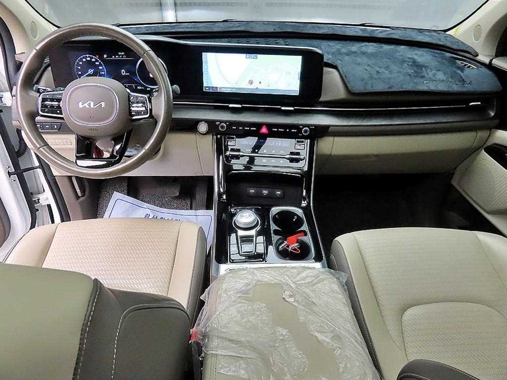 KIA Carnival - Vista 7