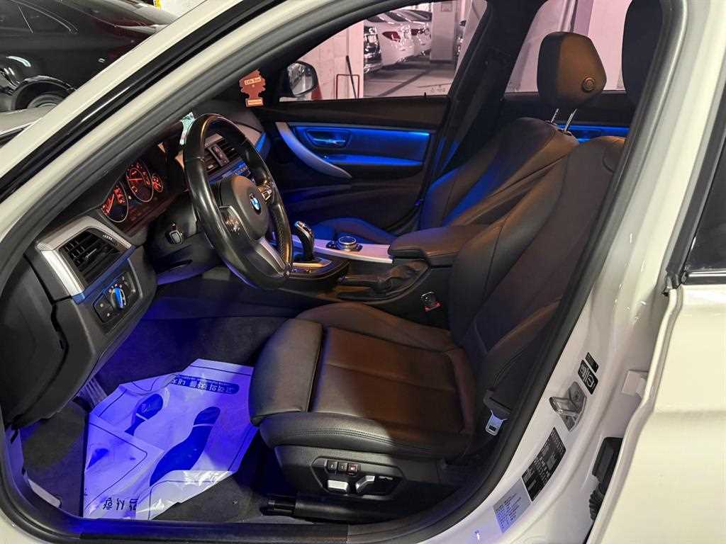 BMW 3 series - Vista 6