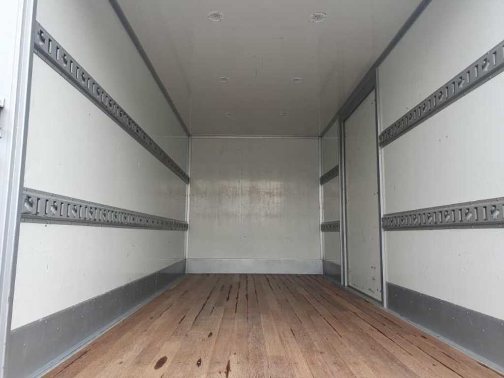 medium and large cargo truck - Vista 10