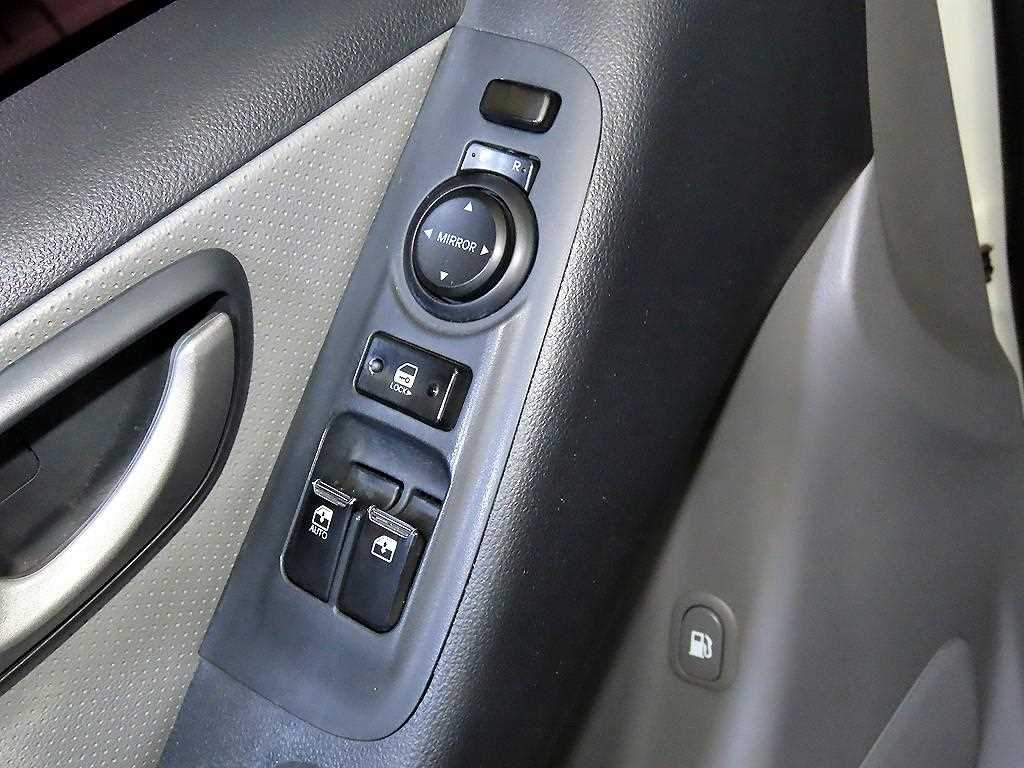 HYUNDAI Starex - Vista 12