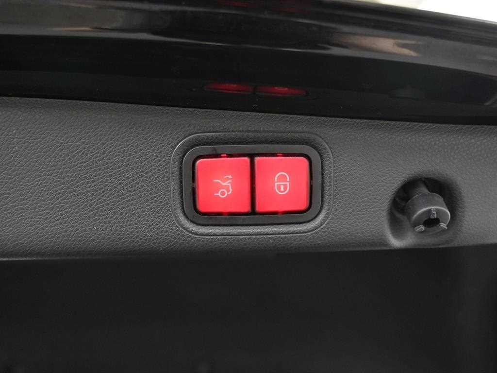 Mercedes Benz E class 2020 Negro - Importación desde Corea - HF Imports Iquique - Foto 19