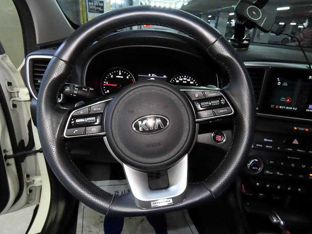 KIA Sportage - Vista 8