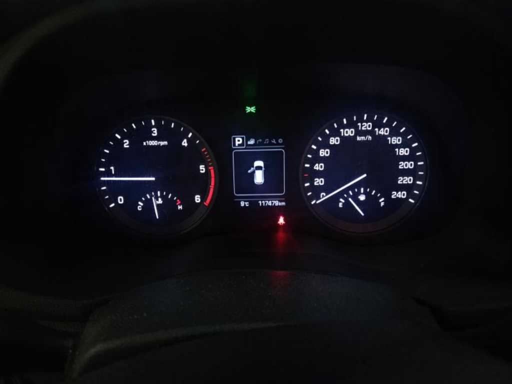 HYUNDAI Tucson - Vista 4