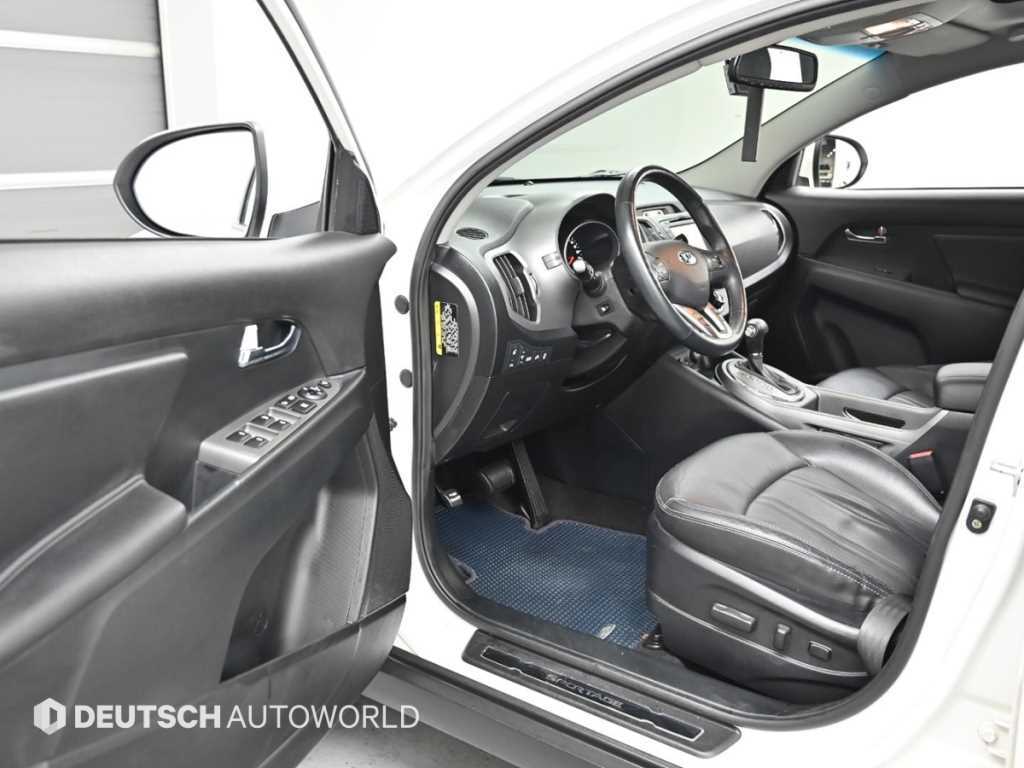 KIA Sportage - Vista 11