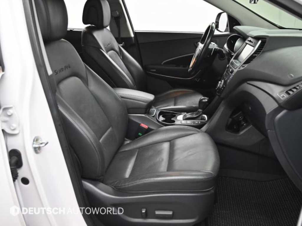 HYUNDAI Santa Fe - Vista 10