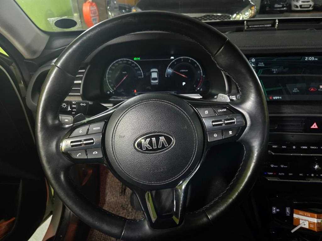 KIA K7 - Vista 8