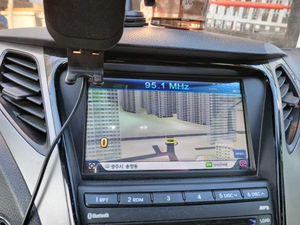 HYUNDAI Grandeur - Vista 10