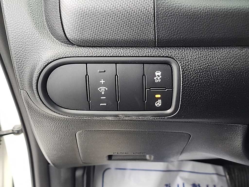 KIA K3 2018 Blanco - Importación desde Corea - HF Imports Iquique - Foto 16