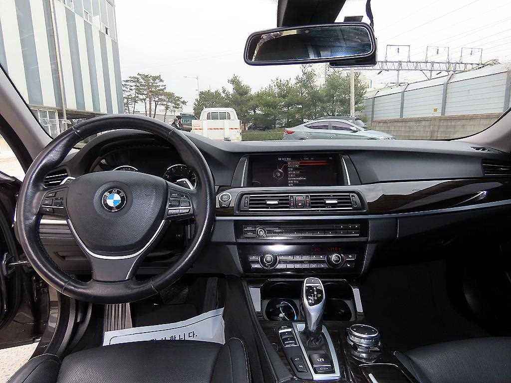 BMW 5 Series - Vista 7