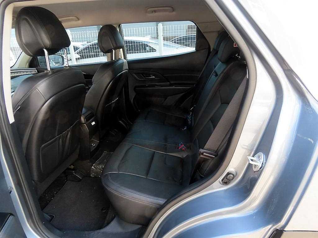 Ssangyong Korando - Vista 6