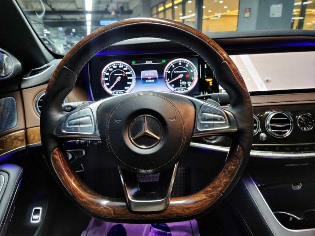 Mercedes Benz S Class - Vista 7