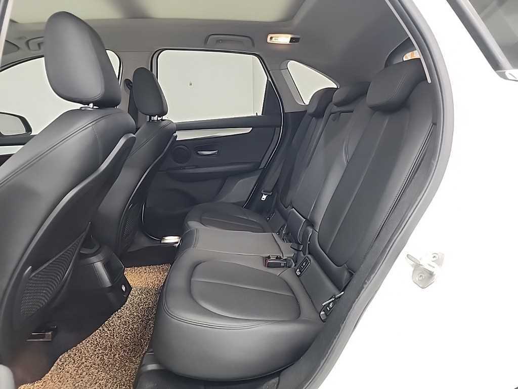 BMW 2 series - Vista 12