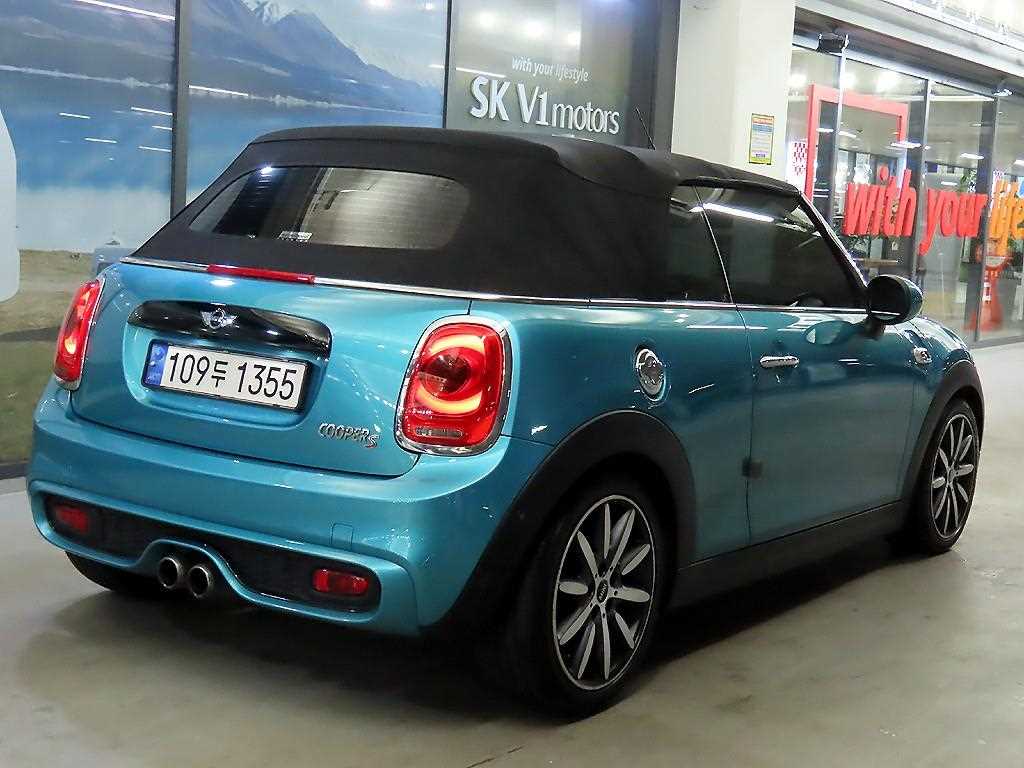 Mini Cooper Convertible - Vista 4