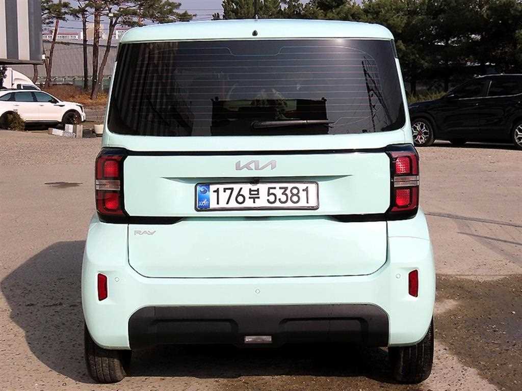 KIA Ray - Vista 4
