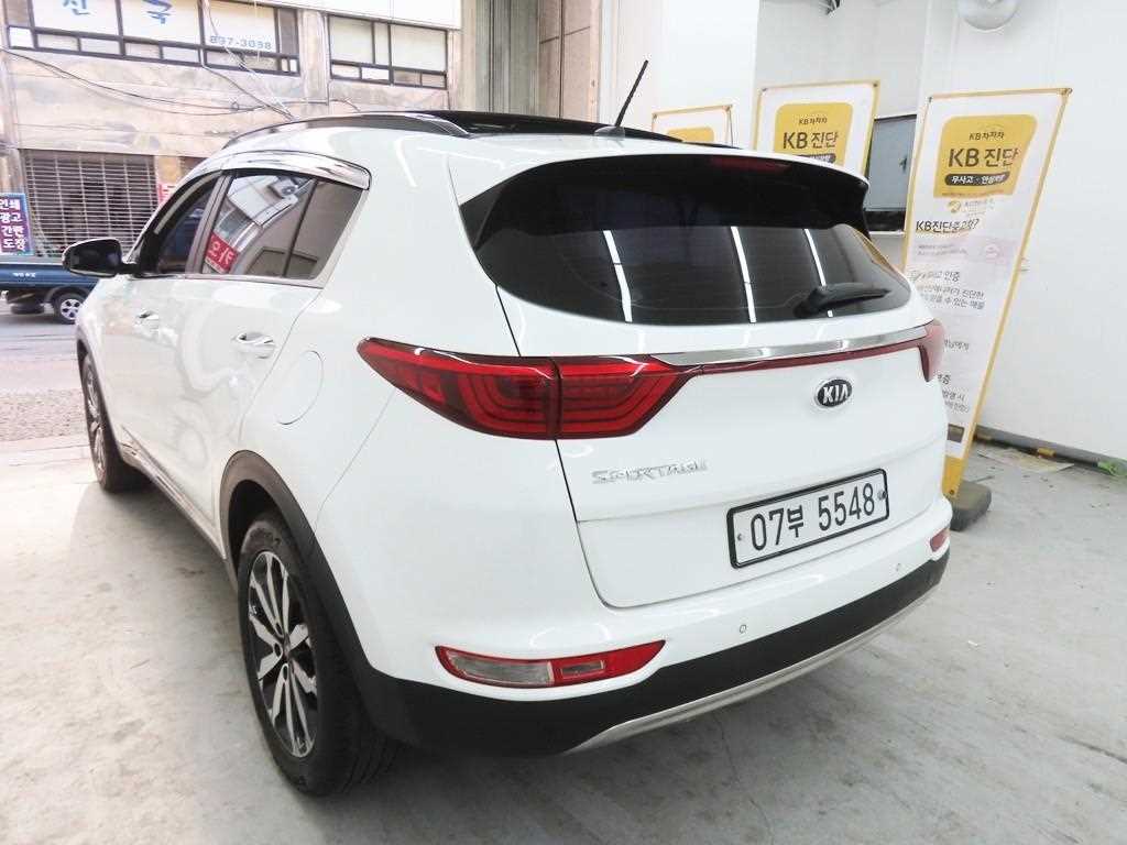 KIA Sportage - Vista 4