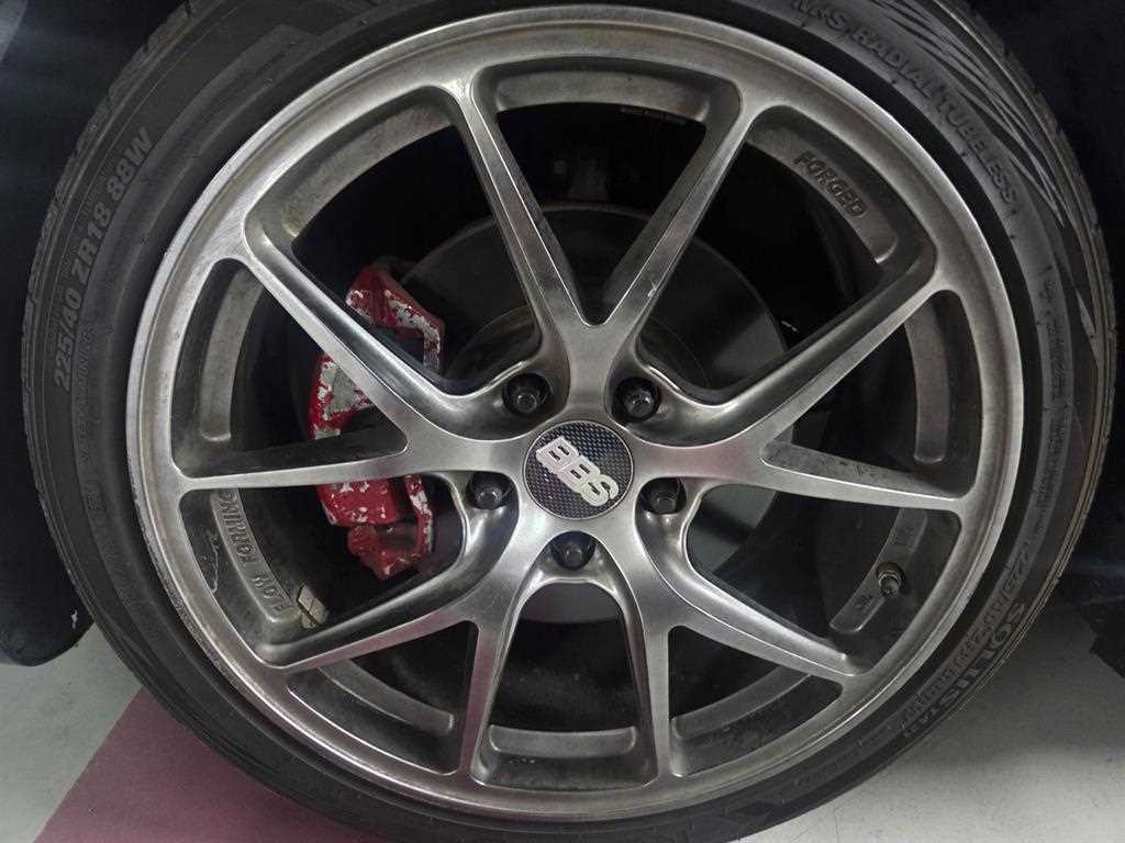 HYUNDAI Veloster - Vista 5