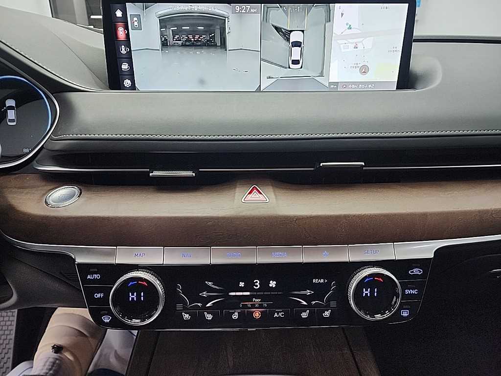 Genesis G80 - Vista 10