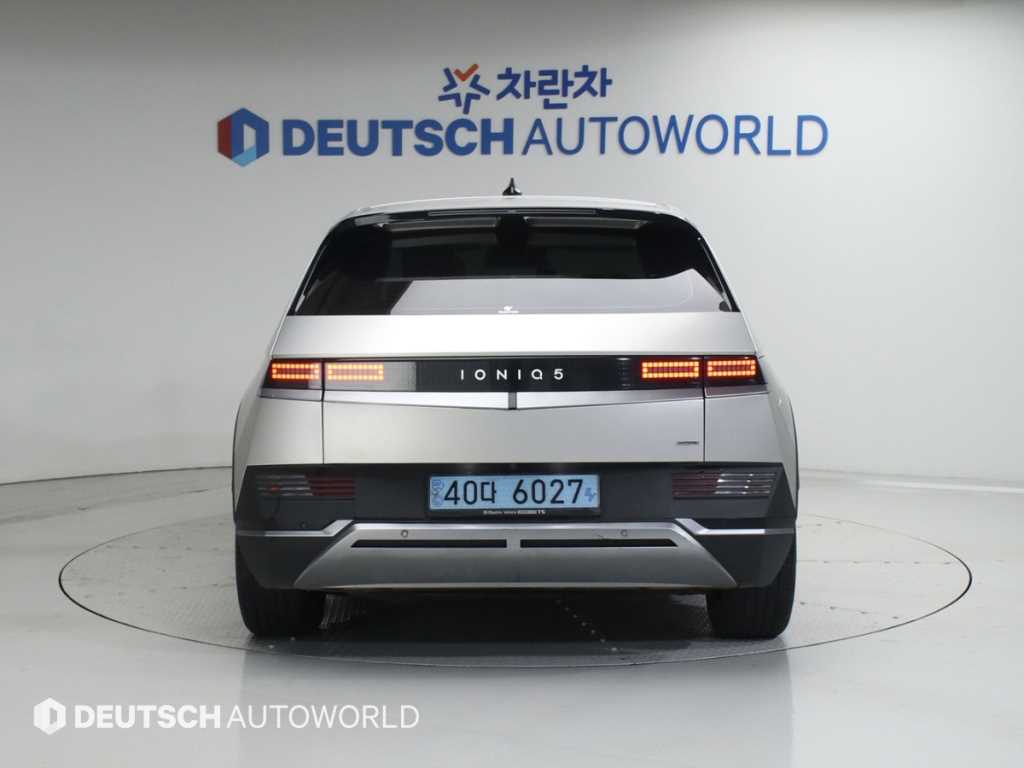 HYUNDAI Ioniq 5 - Vista 4