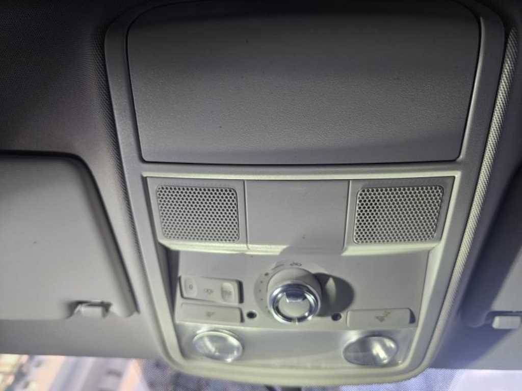 Volkswagen Jetta - Vista 5