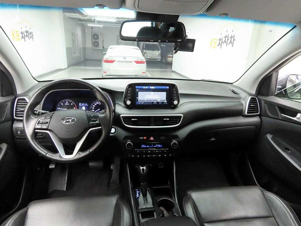 HYUNDAI Tucson - Vista 8