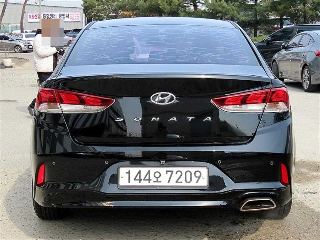 HYUNDAI Sonata - Vista 4