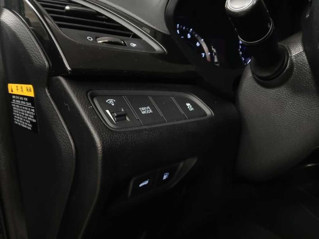 HYUNDAI Grandeur - Vista 11