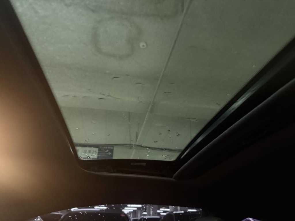 HYUNDAI Genesis - Vista 9