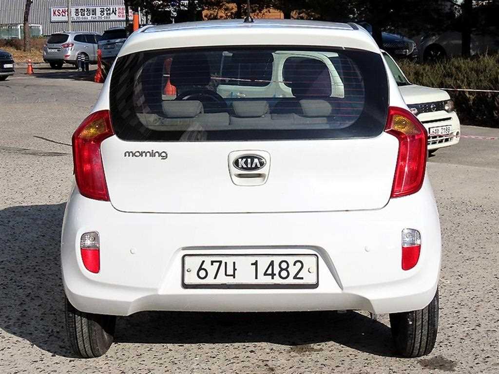 KIA Morning - Vista 4