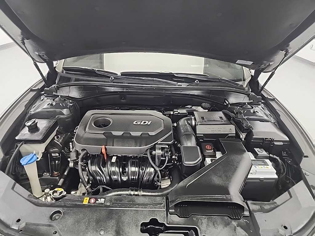 HYUNDAI Grandeur - Vista 5