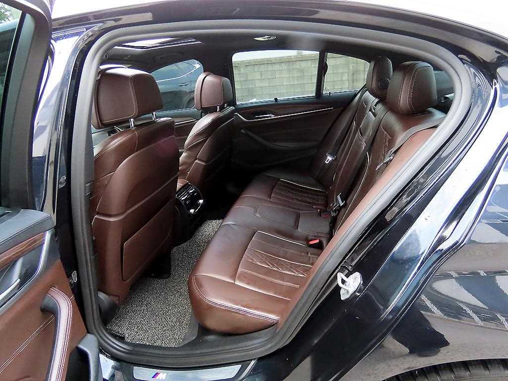 BMW 5 Series - Vista 6