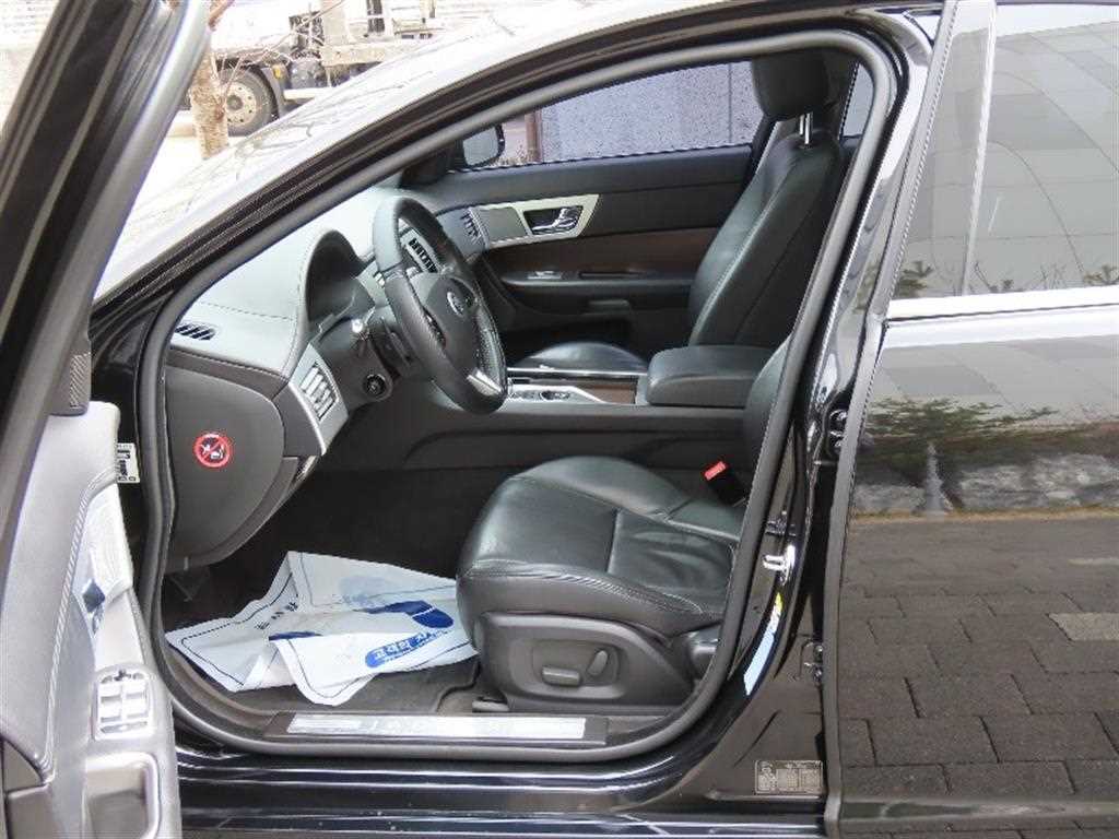 Jaguar XF 2012 - Importación desde Corea - HF Imports Iquique - Foto 13