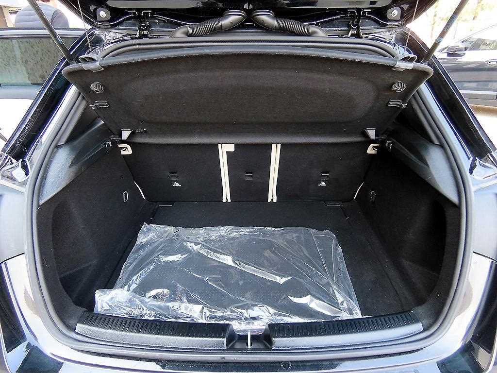 Mercedes Benz A Class 2021 Negro - Importación desde Corea - HF Imports Iquique - Foto 17