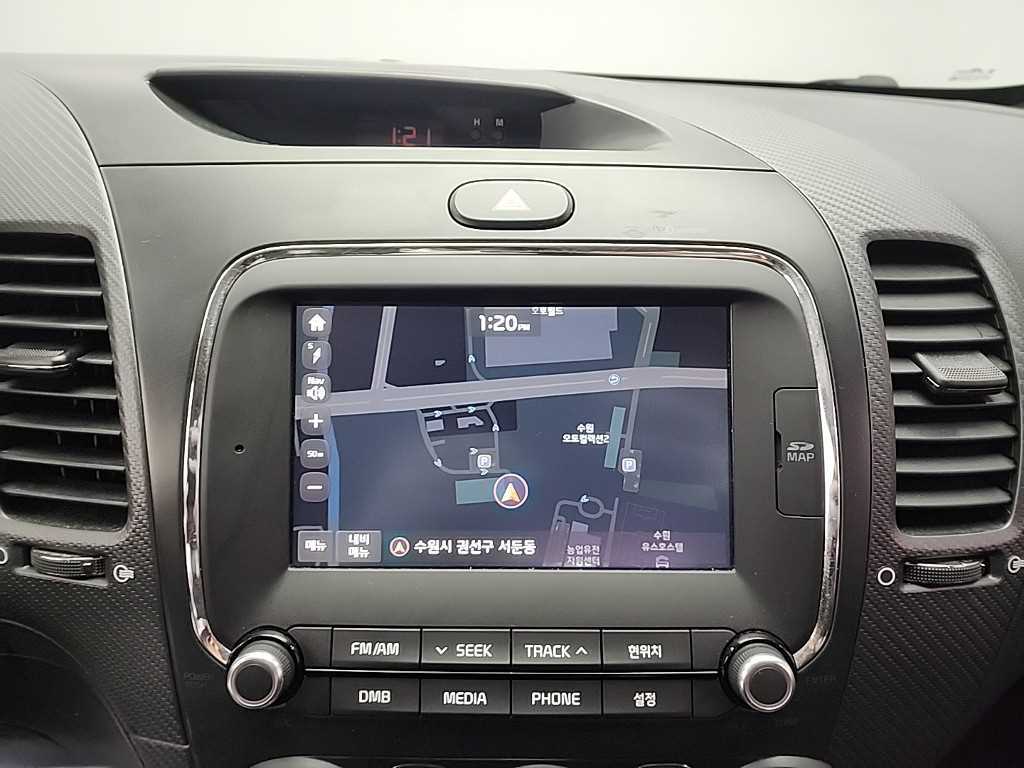 KIA K3 2018 Blanco - Importación desde Corea - HF Imports Iquique - Foto 13