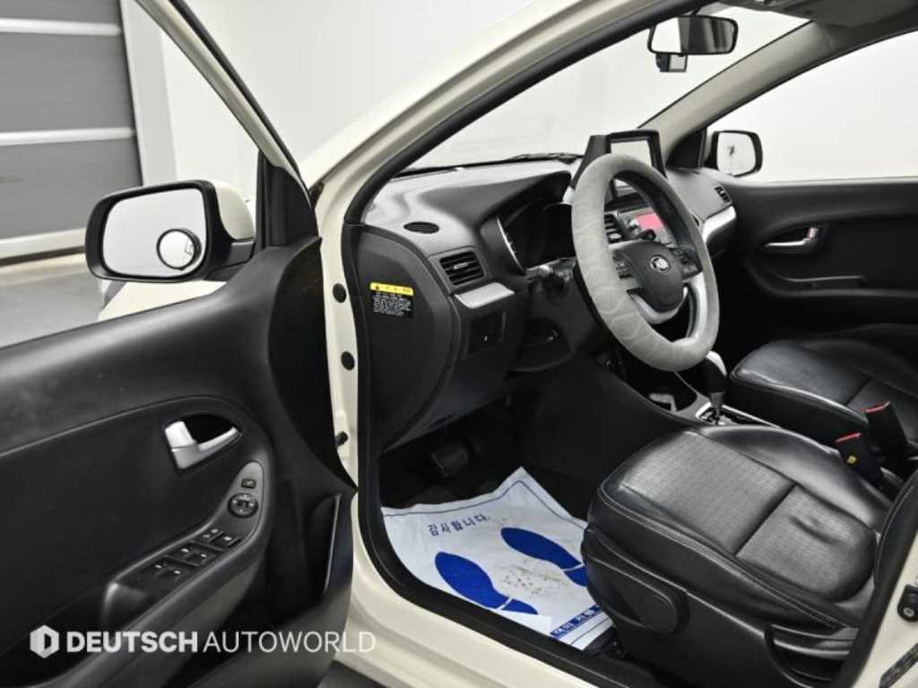 KIA Morning - Vista 11