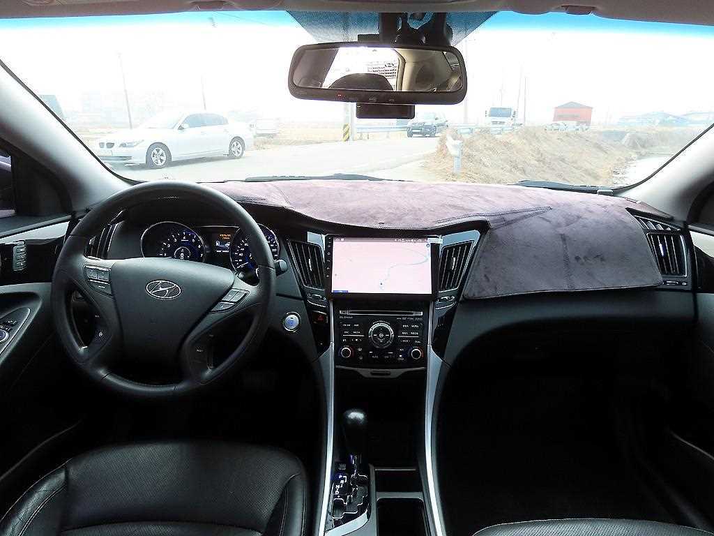 HYUNDAI Sonata - Vista 9