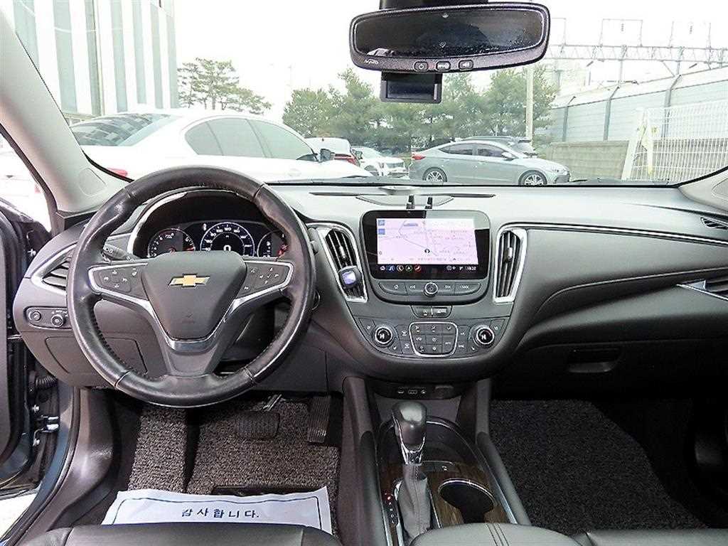 Chevrolet Malibu - Vista 7