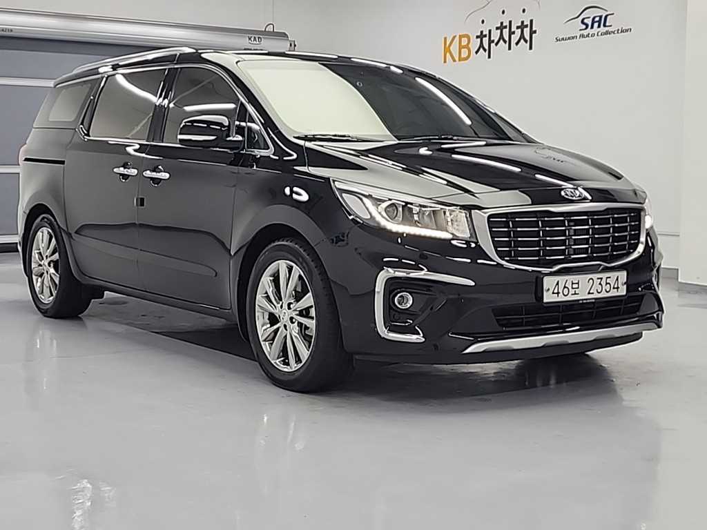 KIA Carnival - Vista 4
