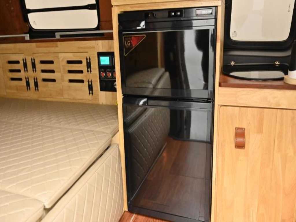 HYUNDAI Staria 2023 Blanco - Importación desde Corea - HF Imports Iquique - Foto 15